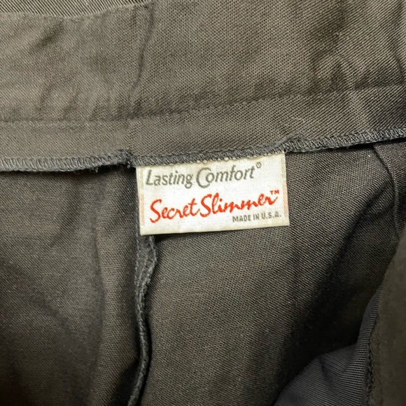 Lasting Comfort Secret Slimmer pleated front slacks size 16 - Picture 5 of 6